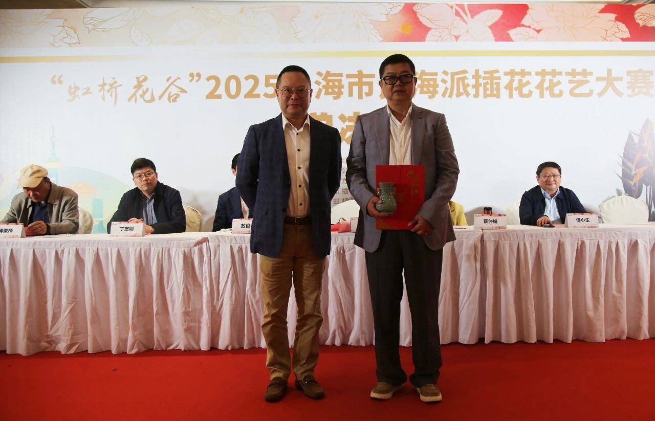 1762143403421169.jpg 1762143403421169.jpg